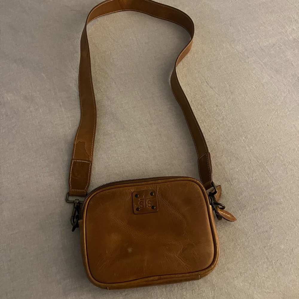 STS Ranchwear Brown Belt Bag with Adjustable Strap
